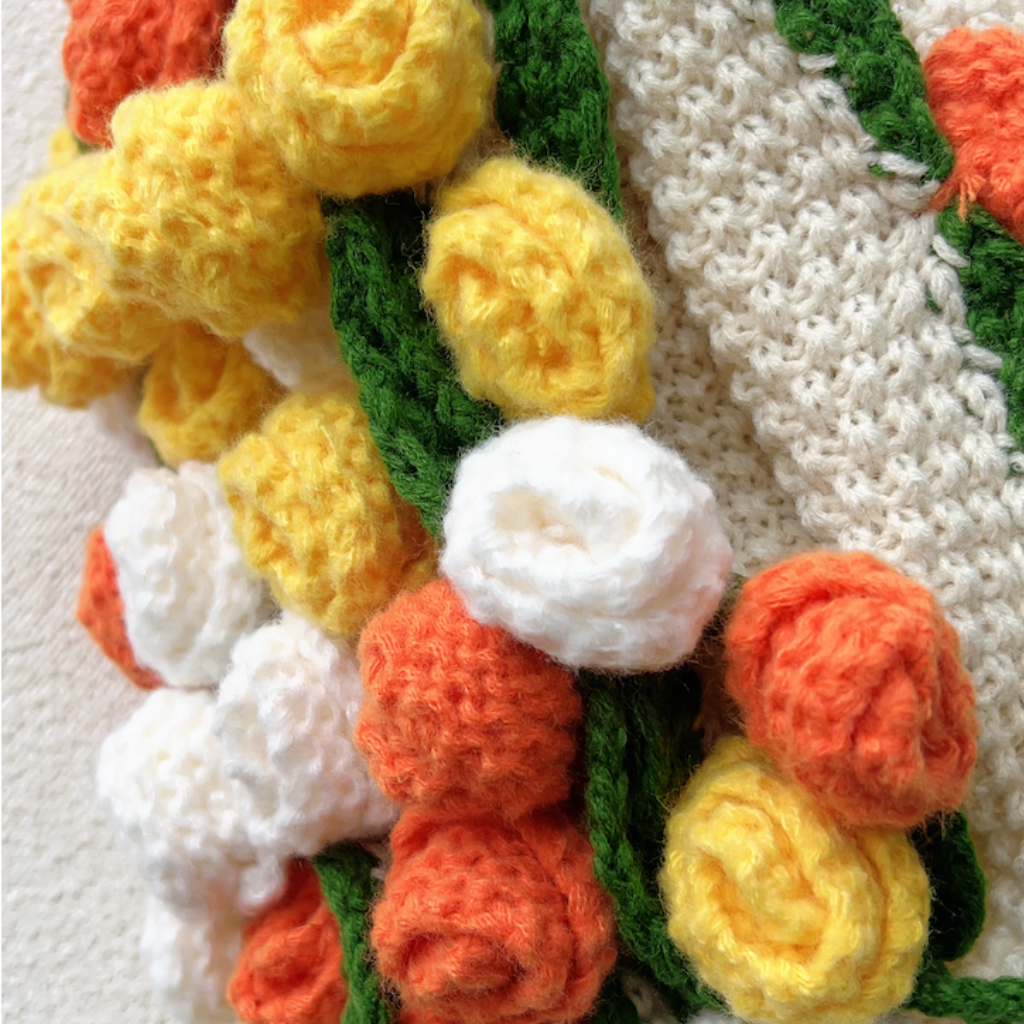 Forever Rose Bouquet Blanket – Soft Flower Throw, Perfect Mother's Day Gift