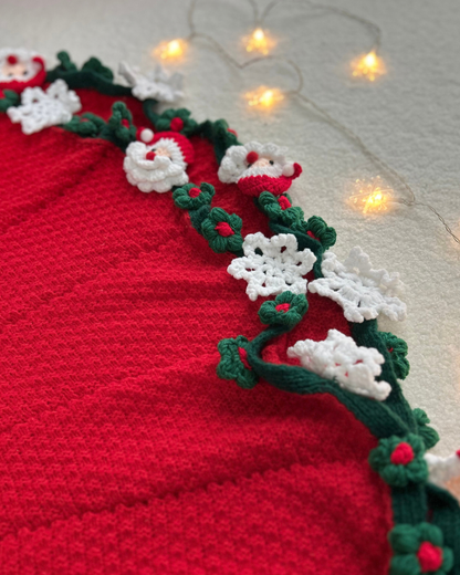 Santa’s Snowfall Artisan Crochet Throw – Premium Christmas Gift Box